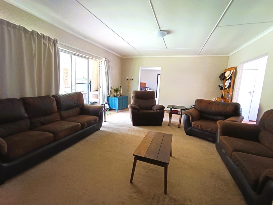 4 Bedroom Property for Sale in Universitas Free State